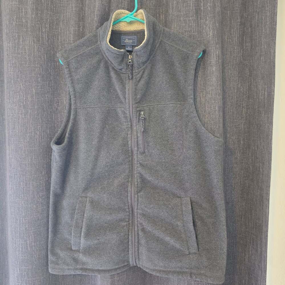 G.H. Bass & Co. Men's Gray Fleece Full Zip Vest with Chest Pocket